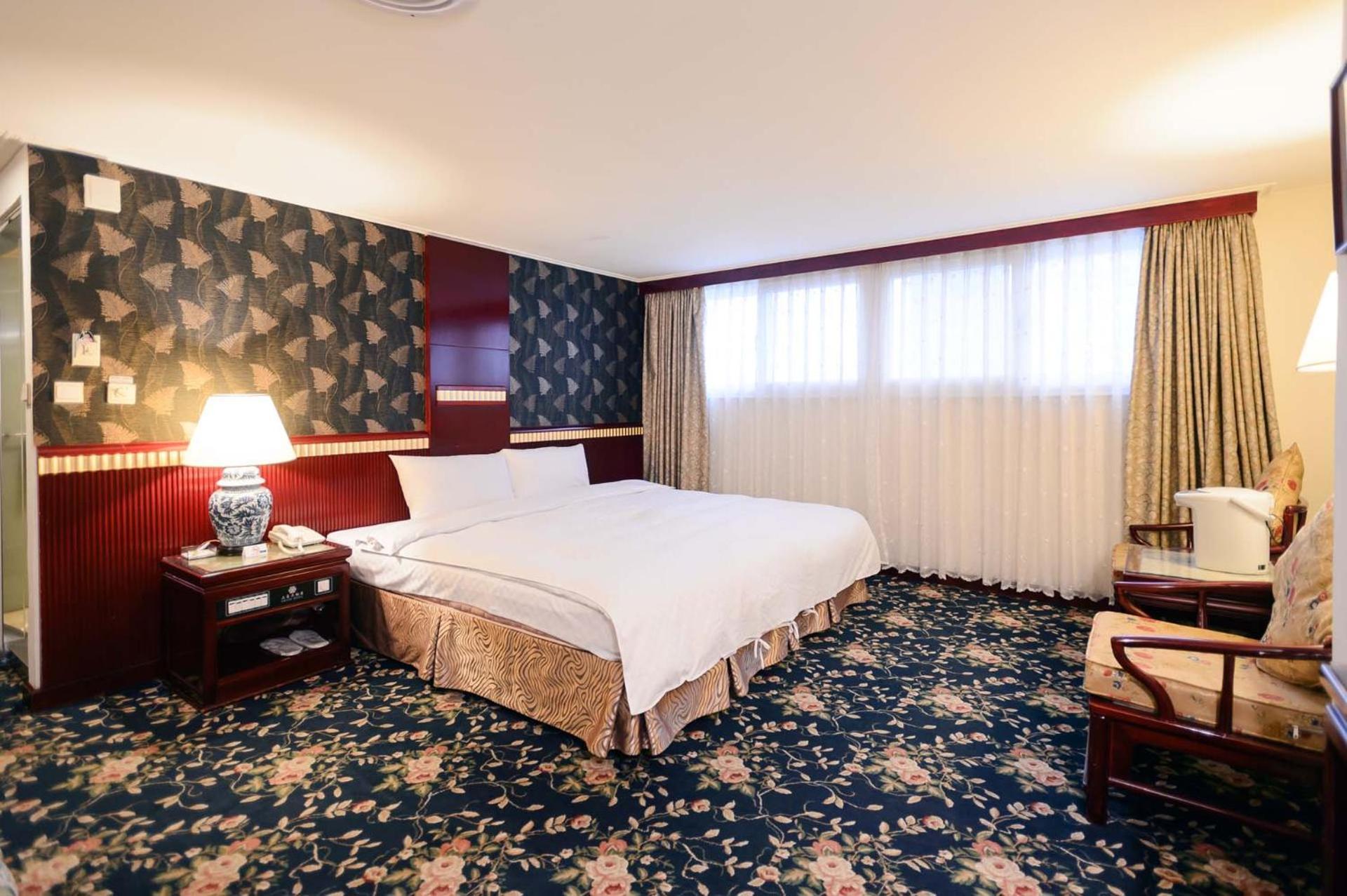 Nagahiro Hotel, Taichung Wenxin Branch Екстер'єр фото